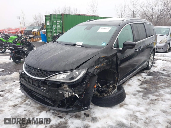 2019 Chrysler Pacifica Touring L with VIN 2C4RC1BG2KR715353, listed as a IAAI auction lot 41545730 with 38,500 mi miles and . Bid and sale history available at DreamBid. Image 2.