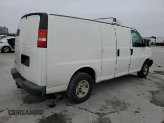 2015 Chevrolet Express Cargo z VIN 1GCWGFCF0F1286668, wystawiony jako Copart lot #85657524 z przebiegiem 107 760 mil mil oraz Szkoda całkowita • Salvage title. Historia ofert i sprzedaży dostępna na DreamBid. Obrazek 3.