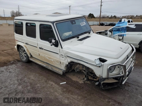 2020 Mercedes-Benz G 550 z VIN WDCYC6BJ1LX336006, wystawiony jako Copart lot #85804924 z przebiegiem Nie podano mil oraz Szkody całkowita. Historia ofert i sprzedaży dostępna na DreamBid. Obrazek 4.