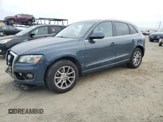 2010 Audi Q5 Premium Plus z VIN WA1LKAFP7AA074328, wystawiony jako Copart lot #55365415 z przebiegiem 153 680 mil mil oraz Szkoda całkowita • Salvage title. Historia ofert i sprzedaży dostępna na DreamBid. Obrazek 1.