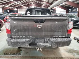 2016 Nissan Titan XD Platinum Reserve with VIN 1N6BA1F47GN515030, listed as a Copart auction lot 88637565 with 162,195 mi miles and Clean Title. Bid and sale history available at carsss.com. Image 6.