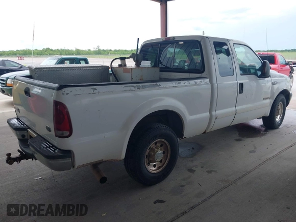 2003 Ford F-250 XL с VIN 1FTNX20P33EB84979, выставлен на аукционе IAAI как лот 42322784 с пробегом 185 952 миль миль и . История ставок и продаж доступна на DreamBid. Изображение 4.