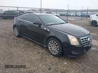 2014 Cadillac CTS z VIN 1G6DA1E38E0192205, wystawiony jako IAAI lot #41732523 z przebiegiem 153 424 mil mil oraz . Historia ofert i sprzedaży dostępna na DreamBid. Obrazek 1.