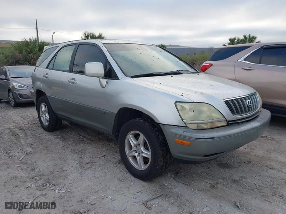 2001 Lexus RX 300 with VIN JTJHF10U510186496, listed as a IAAI auction lot 41592062 with 157,830 mi miles. Bid and sale history available at carsss.com. Image 1.