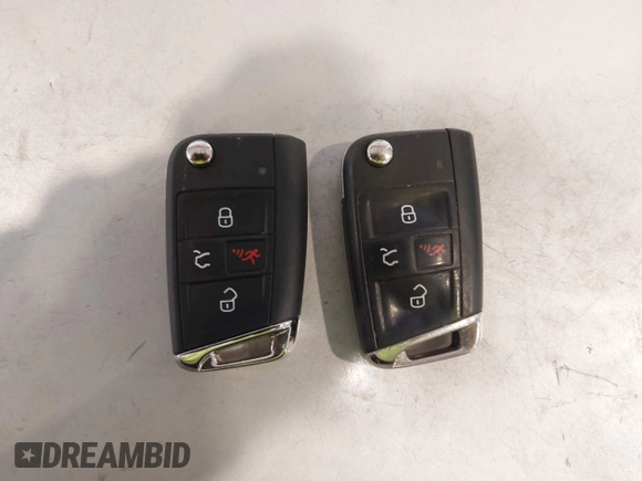 2017 Volkswagen Golf S с VIN 3VWH17AU9HM532332, выставлен на аукционе IAAI как лот 41996360 с пробегом 105 854 миль миль и . История ставок и продаж доступна на DreamBid. Изображение 11.