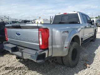 2024 Ford F-350 XL z VIN 1FT8W3DT0REE02530, wystawiony jako Copart lot #55286245 z przebiegiem 27 008 mil mil oraz Szkoda całkowita • Salvage title. Historia ofert i sprzedaży dostępna na DreamBid. Obrazek 3.