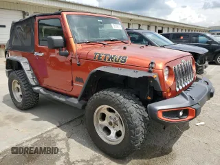 2009 Jeep Wrangler X z VIN 1J4FA24139L740959, wystawiony jako Copart lot #56509075 z przebiegiem 121 927 mil mil oraz Szkoda całkowita • Salvage title. Historia ofert i sprzedaży dostępna na DreamBid. Obrazek 4.