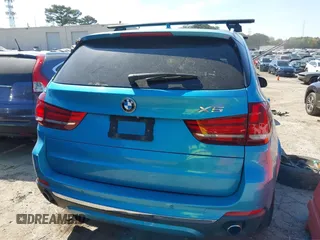 2015 BMW X5 sDrive35i z VIN 5UXKR2C55F0H35794, wystawiony jako IAAI lot #41898741 z przebiegiem 223 710 mil mil oraz . Historia ofert i sprzedaży dostępna na DreamBid. Obrazek 16.