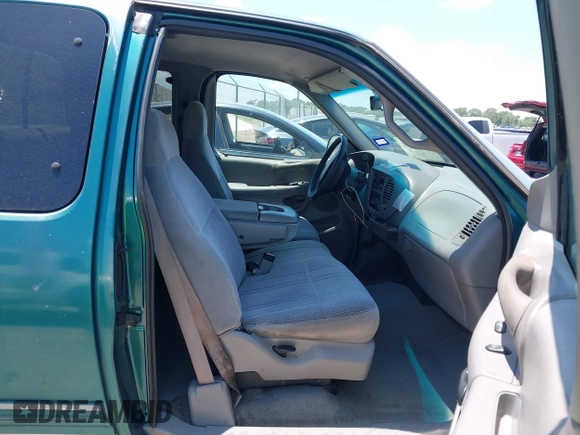 1998 Ford F-150 with VIN 1FTZX17W3WKB90294, listed as a IAAI auction lot 42676059 with 119,629 mi miles and . Bid and sale history available at DreamBid. Image 5.