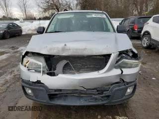 2011 Mazda Tribute Sport with VIN 4F2CY9C70BKM03826, listed as a Copart auction lot 45222665 with 171,082 mi miles and Salvage Title. Bid and sale history available at DreamBid. Image 5.
