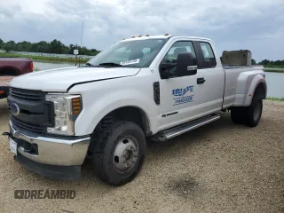 2018 Ford F-350 XL with VIN 1FT8X3DT7JEB57209, listed as a Copart auction lot 59105135 with 160,626 mi miles and Salvage title. Bid and sale history available at DreamBid. Image 1.