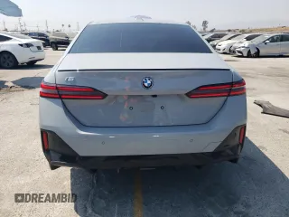 2024 BMW i5 eDrive40 with VIN WBY33FK09RCR17369, listed as a Copart auction lot 65018825 with 3,853 mi miles and Clean title. Bid and sale history available at DreamBid. Image 6.