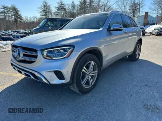 2022 Mercedes-Benz GLC with VIN W1N0G8DB1NG037121, listed as a Copart auction lot 47775815 with 28,943 mi miles and Clean Title. Bid and sale history available at carsss.com. Image 1.