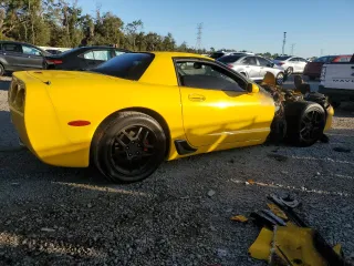 2002 Chevrolet Corvette Z06 with VIN 1G1YY12S525108001, listed as a Copart auction lot 88237615 with 0 mi miles and Salvage Title. Bid and sale history available at carsss.com. Image 3.
