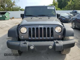 2018 Jeep Wrangler JK Unlimited Sport S with VIN 1C4BJWDG8JL844366, listed as a Copart auction lot 70589544 with 31,350 mi miles and Salvage Title. Bid and sale history available at carsss.com. Image 5.