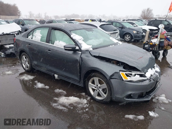 2014 Volkswagen Jetta TDI w/Premium/Nav с VIN 3VWLL7AJ4EM332920, выставлен на аукционе IAAI как лот 41630948 с пробегом 148 754 миль миль и . История ставок и продаж доступна на DreamBid. Изображение 1.