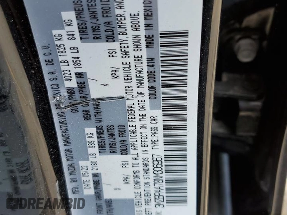 2022 Mazda 3 2.0 with VIN 3MZBPAA78NM306967, listed as a Copart auction lot 60905384 with 32,135 mi miles and Salvage Title. Bid and sale history available at DreamBid. Image 12.