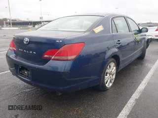 2008 Toyota Avalon XL with VIN 4T1BK36B78U277953, listed as a IAAI auction lot 41958943 with 273,436 mi miles and . Bid and sale history available at DreamBid. Image 4.