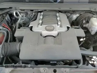 2017 Cadillac Escalade Luxury with VIN 1GYS4BKJ7HR369180, listed as a Copart auction lot 70288195 with 80,570 mi miles and Salvage title. Bid and sale history available at DreamBid. Image 16.