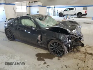 2022 Toyota GR86 Premium with VIN JF1ZNBF18N8758073, listed as a Copart auction lot 77229144 with 15,586 mi miles and Salvage Title. Bid and sale history available at carsss.com. Image 4.