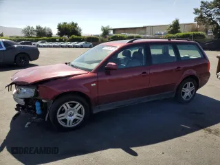2001 Volkswagen Passat z VIN WVWJH63B61E002904, wystawiony jako Copart lot #57347635 z przebiegiem 130 633 mil mil oraz Szkoda całkowita • Salvage title. Historia ofert i sprzedaży dostępna na DreamBid. Obrazek 1.