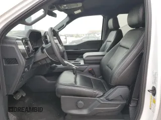 2021 Ford F-150 XL z VIN 1FTEW1CP0MFC94084, wystawiony jako Copart lot #43989965 z przebiegiem 3 151 mil mil oraz Szkoda całkowita • Salvage title. Historia ofert i sprzedaży dostępna na DreamBid. Obrazek 7.
