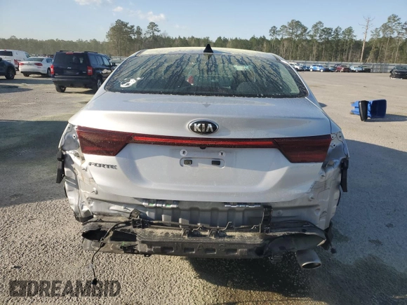 2021 Kia Forte LXS with VIN 3KPF24AD5ME389888, listed as a Copart auction lot 48965805 with 58,172 mi miles and Clean Title. Bid and sale history available at DreamBid. Image 6.