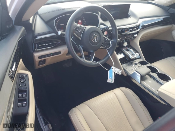2024 Acura MDX w/Technology Package with VIN 5J8YD9H4XRL006548, listed as a Copart auction lot 76992134 with 6,800 mi miles and Non Repairable. Bid and sale history available at carsss.com. Image 8.