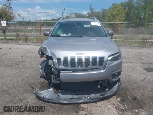 2019 Jeep Cherokee Latitude with VIN 1C4PJLCB7KD114583, listed as a IAAI auction lot 41908161 with 42,286 mi miles. Bid and sale history available at carsss.com. Image 12.