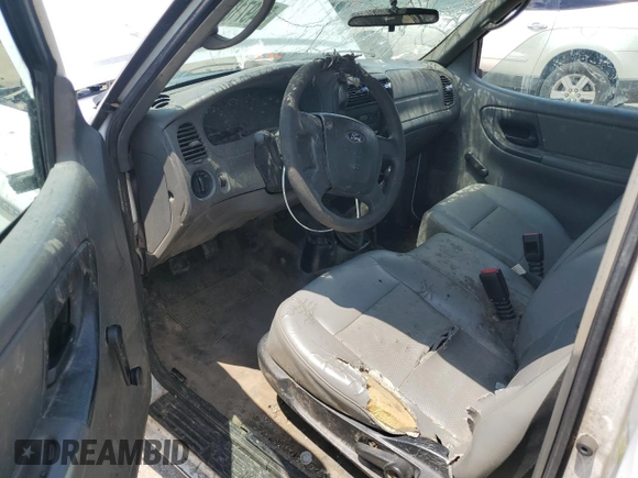 2008 Ford Ranger XL z VIN 1FTYR10D38PA78888, wystawiony jako Copart lot #56497105 z przebiegiem 168 219 mil mil oraz Szkoda całkowita • Salvage title. Historia ofert i sprzedaży dostępna na DreamBid. Obrazek 8.