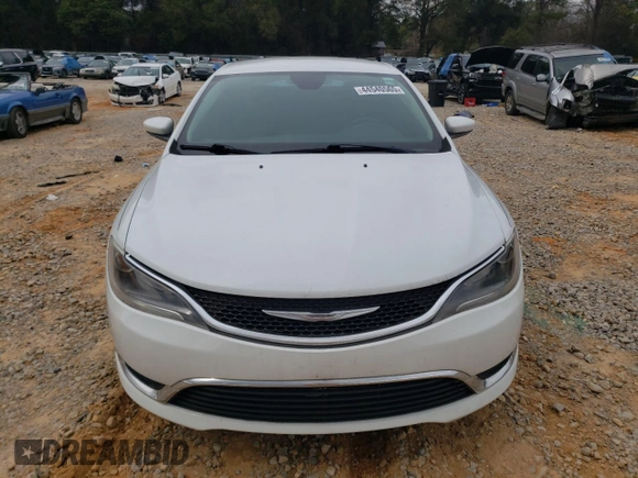 2015 Chrysler 200 Limited with VIN 1C3CCCAB3FN554686, listed as a Copart auction lot 44540565 with 140,377 mi miles and Salvage Title. Bid and sale history available at carsss.com. Image 5.