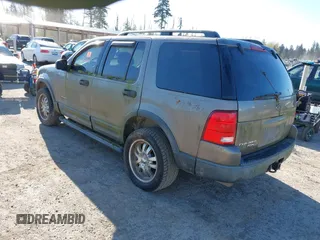 2004 Ford Explorer XLT with VIN 1FMDU73K84ZA70032, listed as a IAAI auction lot 41990961 with 205,084 mi miles. Bid and sale history available at carsss.com. Image 3.