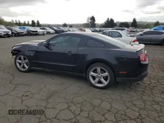 2010 Ford Mustang GT with VIN 1ZVBP8CH2A5134160, listed as a Copart auction lot 53097735 with 131,516 mi miles and Salvage title. Bid and sale history available at DreamBid. Image 2.