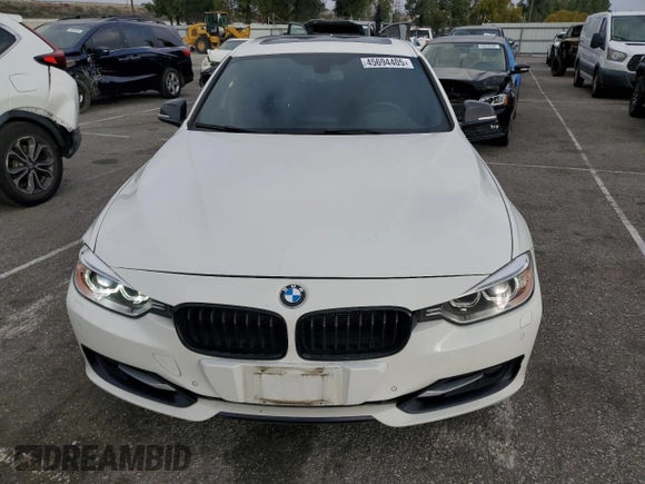 2012 BMW 3 Series 335i с VIN WBA3A9C50CFX59624, выставлен на аукционе Copart как лот 45694405 с пробегом 99 738 миль миль и Списание • Salvage title. История ставок и продаж доступна на DreamBid. Изображение 5.