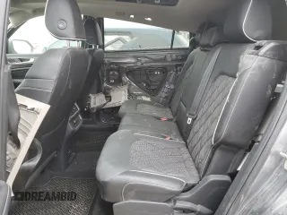 2024 Volkswagen Atlas SEL Premium R-Line with VIN 1V2FR2CA1RC520945, listed as a Copart auction lot 44778565 with 25,003 mi miles and Salvage title. Bid and sale history available at DreamBid. Image 11.