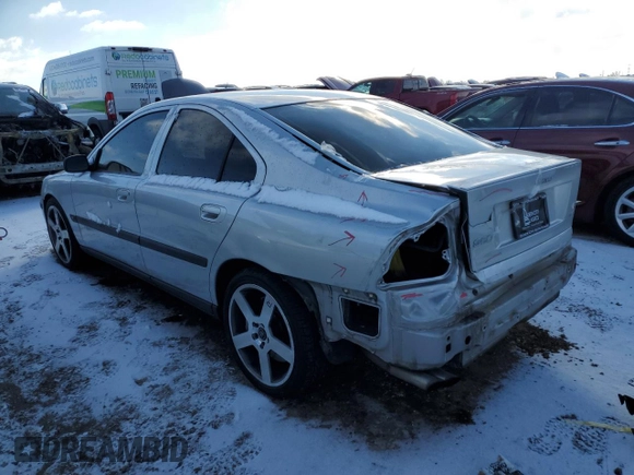 2004 Volvo S60 R with VIN YV1RH52Y342387597, listed as a Copart auction lot 87506725 with 123,733 mi miles and Salvage Title. Bid and sale history available at carsss.com. Image 2.