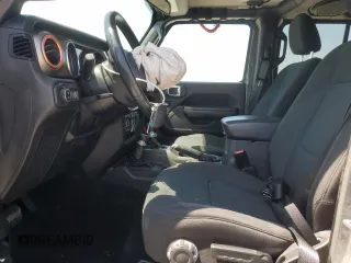 2020 Jeep Gladiator Sport S с VIN 1C6HJTAG3LL217002, выставлен на аукционе Copart как лот 52535955 с пробегом 101 761 миль миль и Списание • Salvage title. История ставок и продаж доступна на DreamBid. Изображение 7.