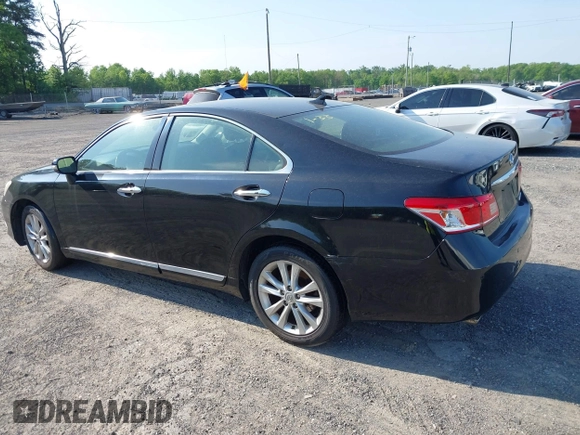 2011 Lexus ES with VIN JTHBK1EG7B2470420, listed as a IAAI auction lot 42132756 with Not Provided miles. Bid and sale history available at carsss.com. Image 3.