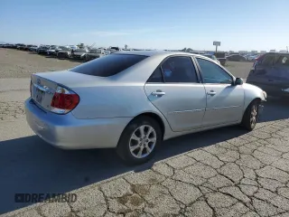 2006 Toyota Camry LE z VIN 4T1BF30K46U116549, wystawiony jako Copart lot #55606105 z przebiegiem 232 128 mil mil oraz Szkoda całkowita • Salvage title. Historia ofert i sprzedaży dostępna na DreamBid. Obrazek 3.
