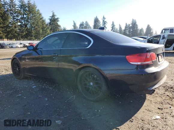 2009 BMW 3 Series 328i with VIN WBAWV13539P121566, listed as a Copart auction lot 42957385 with 155,670 mi miles and Salvage Title. Bid and sale history available at carsss.com. Image 2.