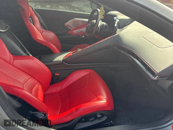 2022 Chevrolet Corvette 2LT with VIN 1G1YB2D47N5110763, listed as a Copart auction lot 44228945 with 15,221 mi miles and Salvage Title. Bid and sale history available at carsss.com. Image 5.
