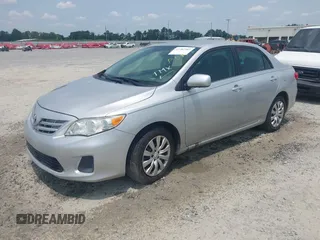 2013 Toyota Corolla L с VIN 5YFBU4EE8DP164181, выставлен на аукционе IAAI как лот 42382562 с пробегом 220 739 миль миль и . История ставок и продаж доступна на DreamBid. Изображение 2.