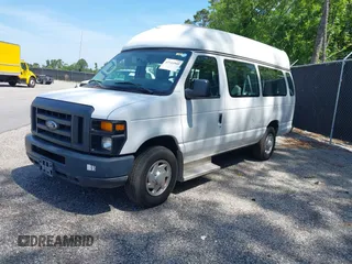 2014 Ford Econoline Passenger XL z VIN 1FBSS3BL5EDA36962, wystawiony jako IAAI lot #42144960 z przebiegiem 90 490 mil mil oraz . Historia ofert i sprzedaży dostępna na DreamBid. Obrazek 17.