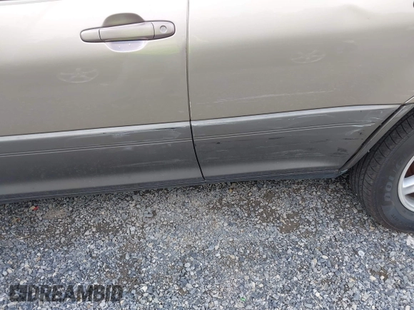2002 Lexus RX 300 with VIN JTJGF10U220135180, listed as a IAAI auction lot 42646437 with 184,559 mi miles and . Bid and sale history available at DreamBid. Image 6.