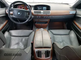 2006 BMW 7 Series 750i with VIN WBAHL83586DT05258, listed as a Copart auction lot 77033744 with 129,376 mi miles and Salvage Title. Bid and sale history available at carsss.com. Image 8.