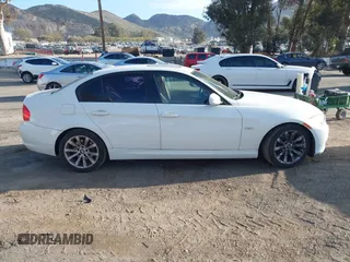 2011 BMW 3 Series 328i with VIN WBAPH5G58BNM73752, listed as a IAAI auction lot 41871258 with 120,822 mi miles and . Bid and sale history available at DreamBid. Image 12.
