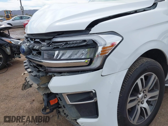 2023 Ford Expedition Max Limited z VIN 1FMJK2A80PEA55829, wystawiony jako IAAI lot #41813484 z przebiegiem 50 772 mil mil oraz . Historia ofert i sprzedaży dostępna na DreamBid. Obrazek 20.