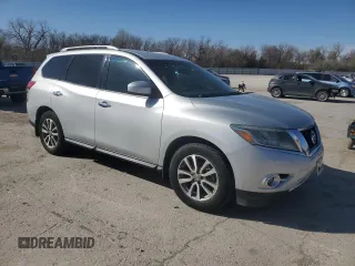 2016 Nissan Pathfinder SL with VIN 5N1AR2MN3GC604402, listed as a Copart auction lot 47664835 with 184,879 mi miles and Clean title. Bid and sale history available at DreamBid. Image 4.