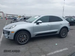 2015 Porsche Macan S with VIN WP1AB2A50FLB58087, listed as a IAAI auction lot 42108660 with 91,894 mi miles. Bid and sale history available at carsss.com. Image 14.