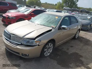 2008 Lincoln MKZ with VIN 3LNHM26T58R612044, listed as a IAAI auction lot 40587430 with 114,363 mi miles. Bid and sale history available at carsss.com. Image 2.